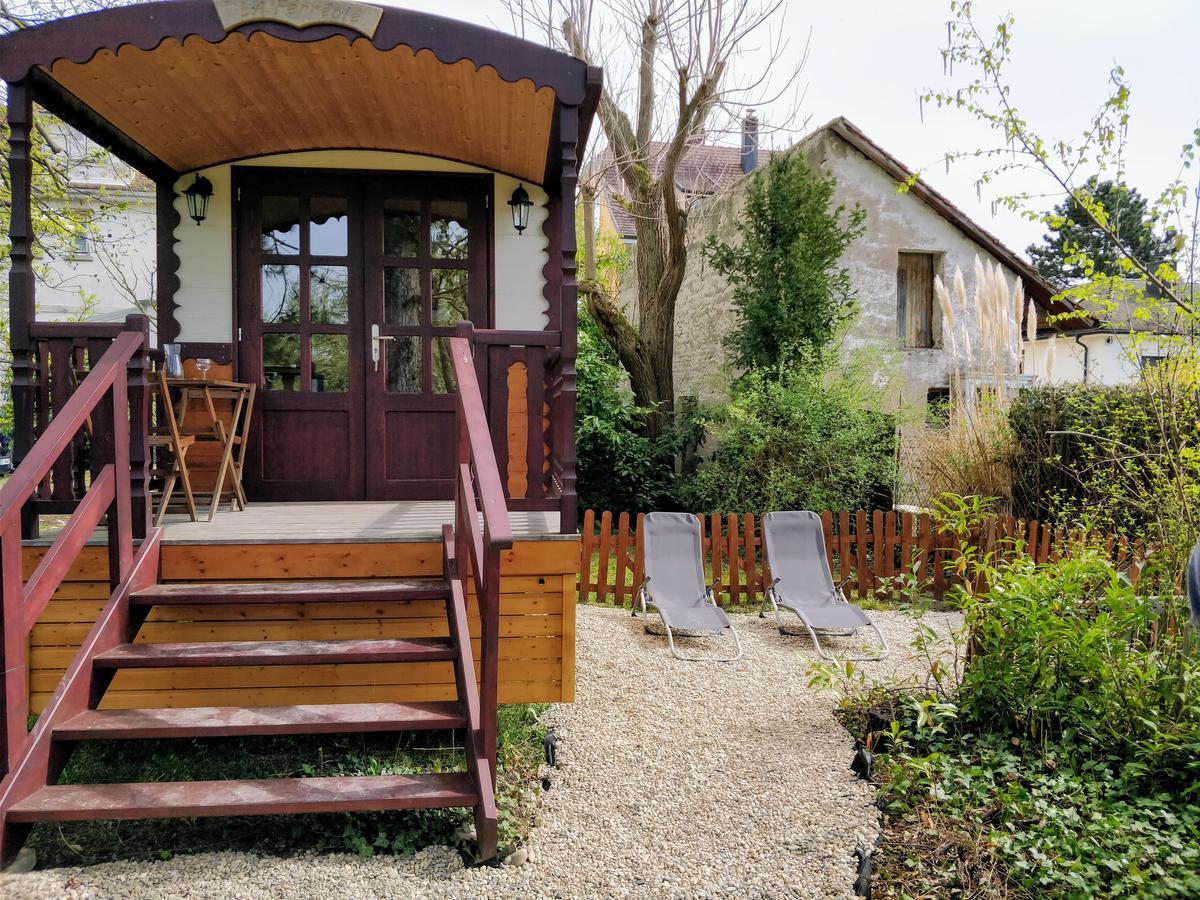 Villa Roulotte Comtoise A Straßburg Exterior foto